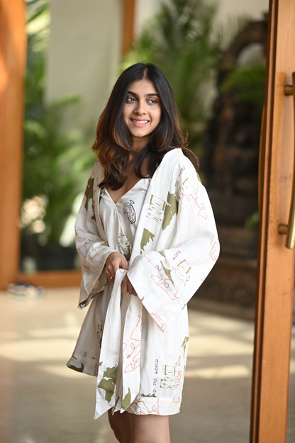 White Travel Kimono