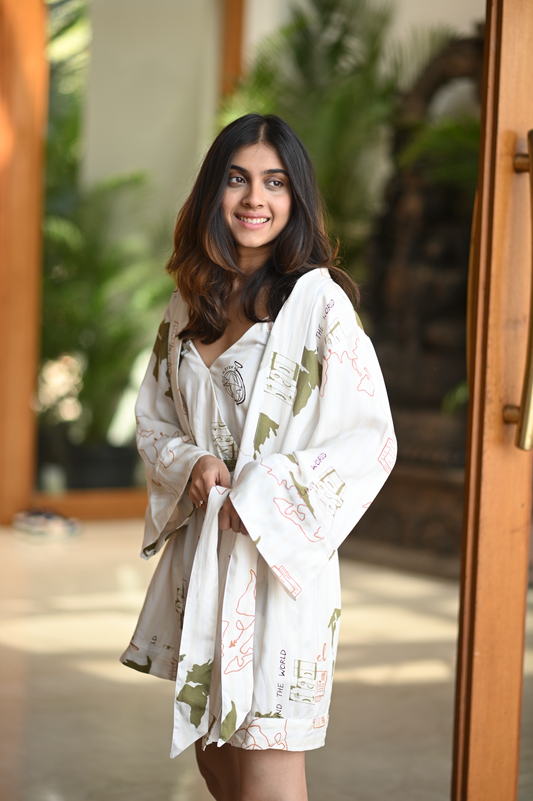 White Travel Kimono